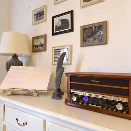 Konukevi La Dimora Di San Simplicio 3*